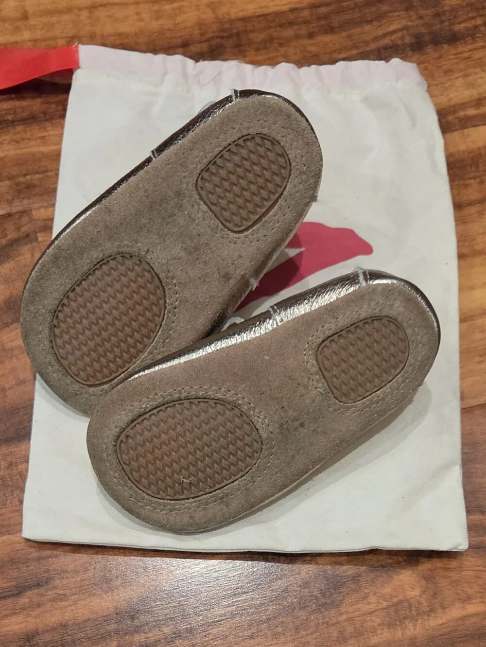 Zutano GUC 18-24 Months Metallic Gold Shoes